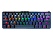 Razer Huntsman Mini Purple Switch בצבע שחור